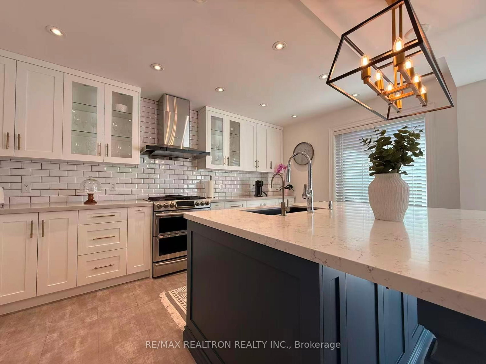 213 Roseheath Drive • Vaughan, ON photo 14