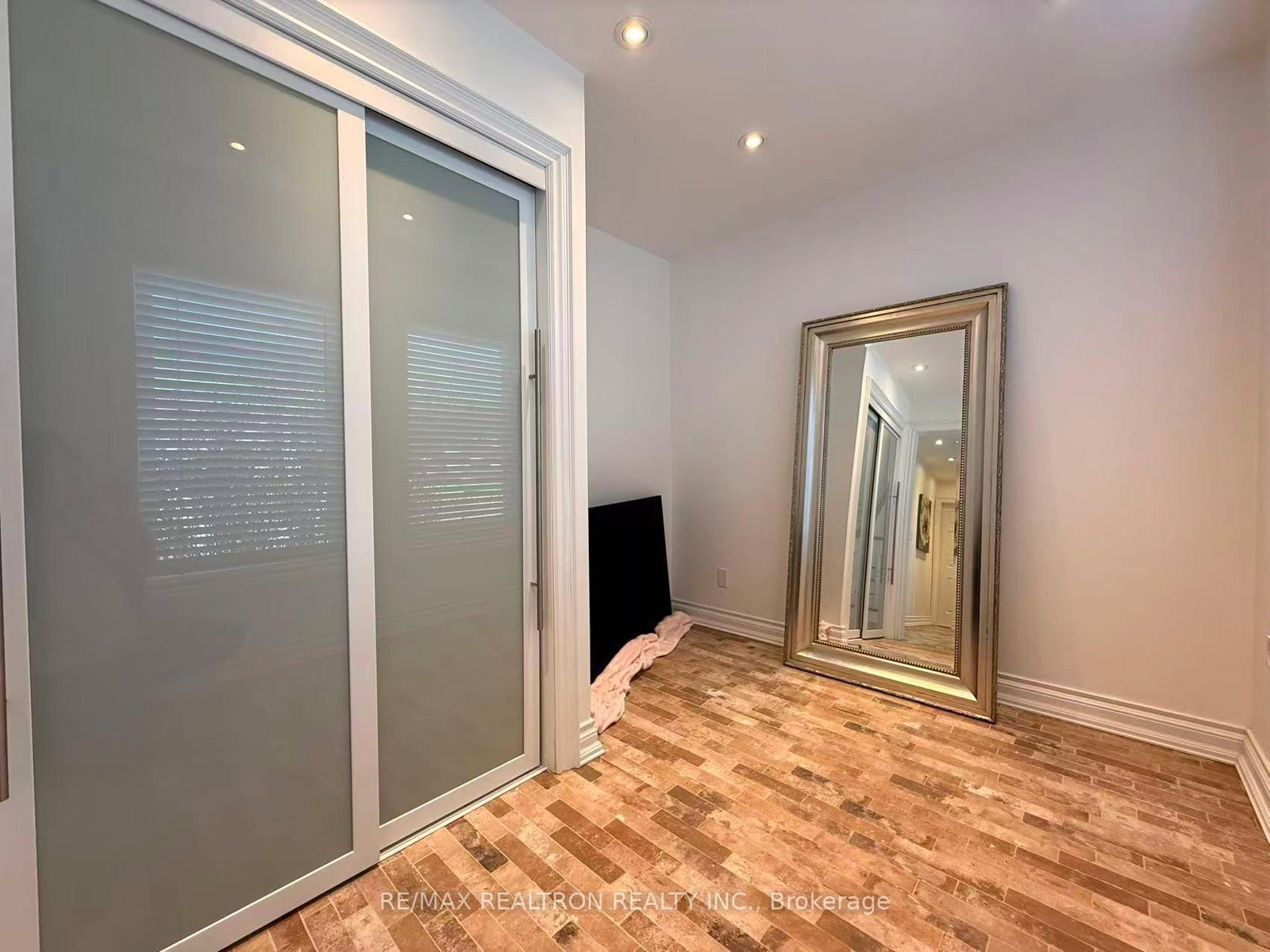 213 Roseheath Drive • Vaughan, ON photo 22