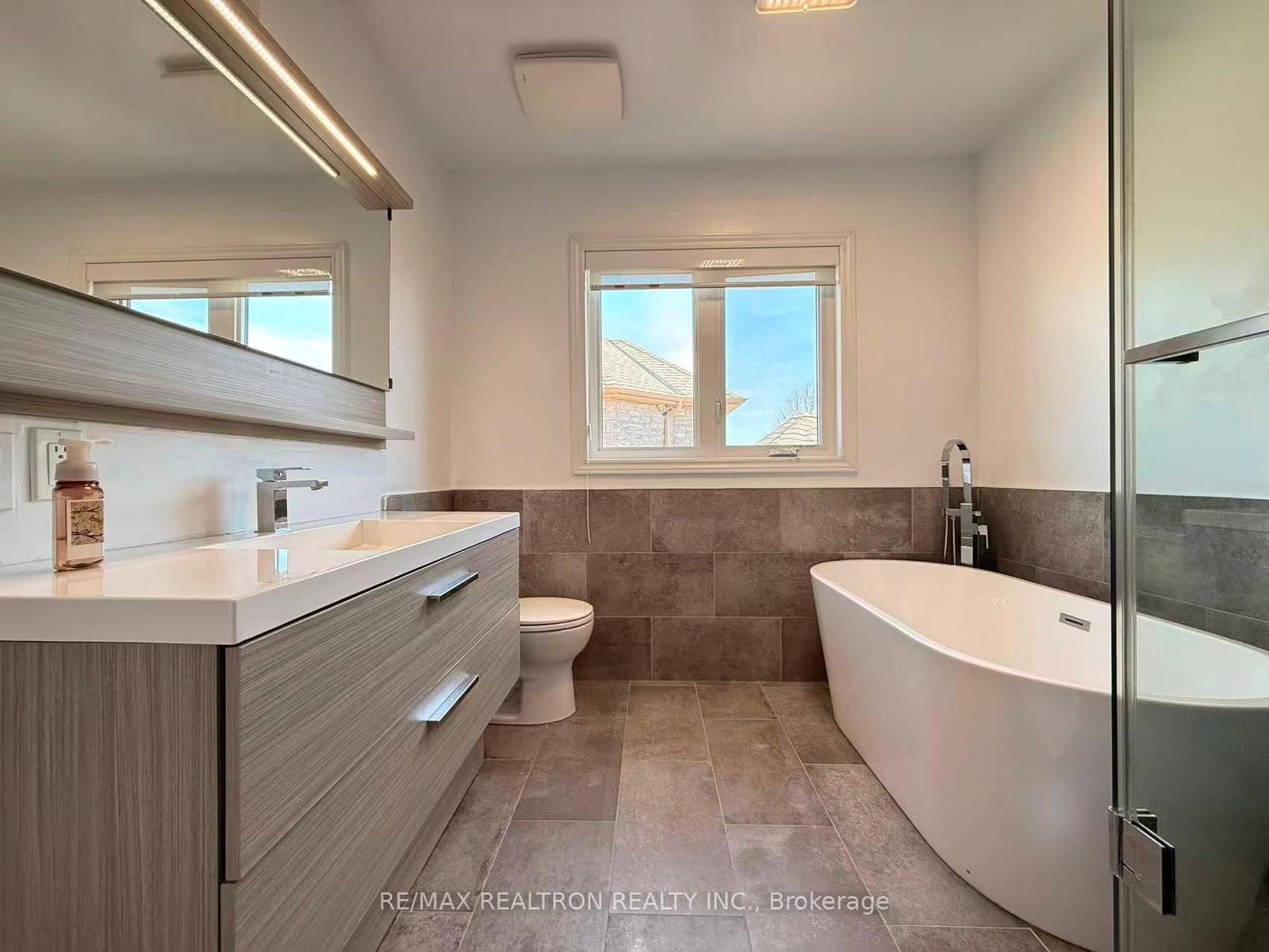 213 Roseheath Drive • Vaughan, ON photo 29