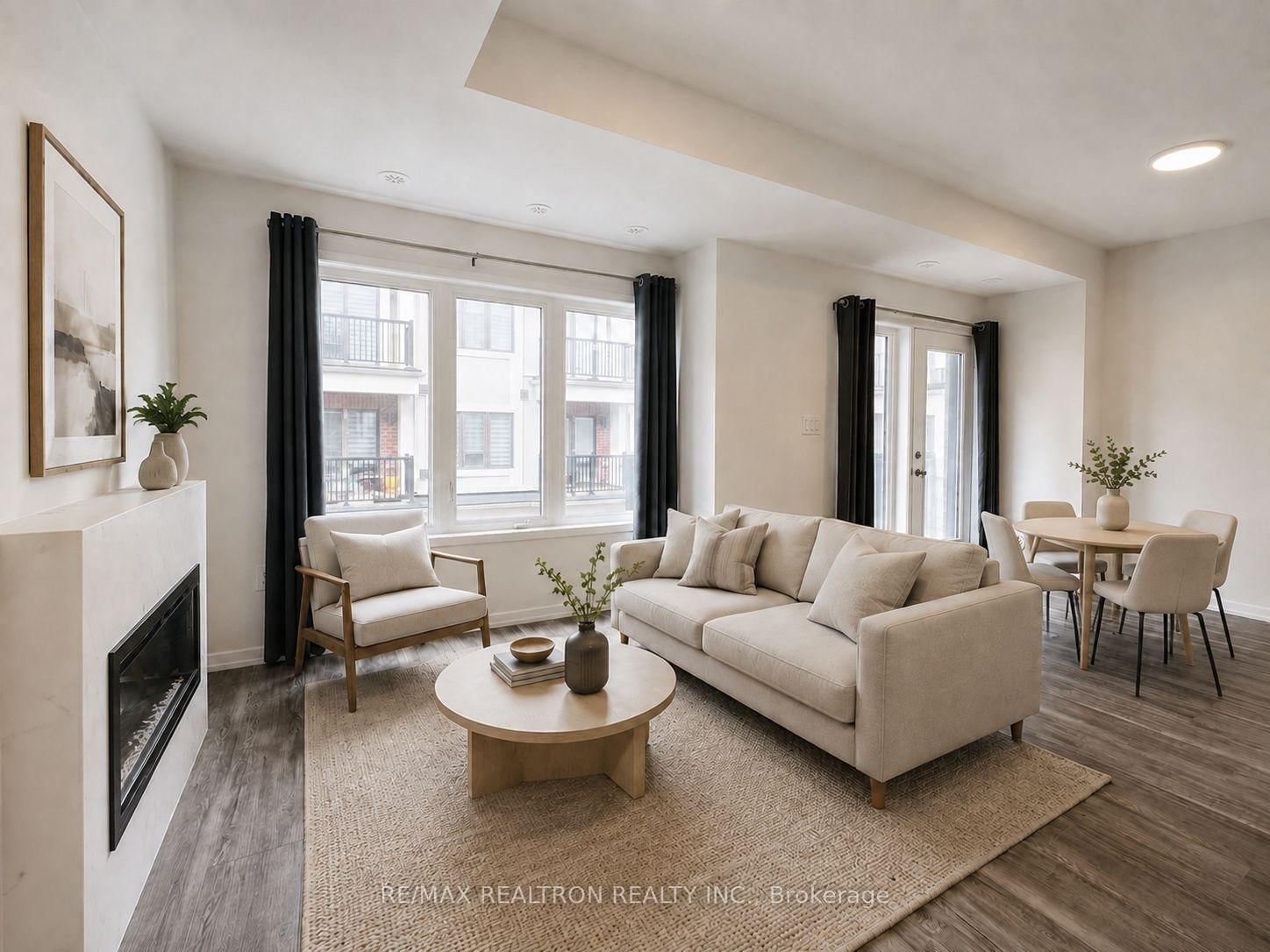 105 Matawin Lane • Richmond Hill, ON photo 1