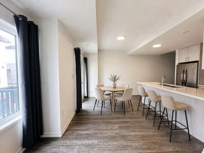 105 Matawin Lane • Richmond Hill, ON photo 4