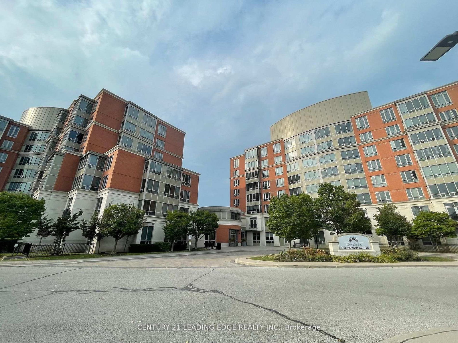 7373 Kennedy Road • #502 • Markham, ON photo 1