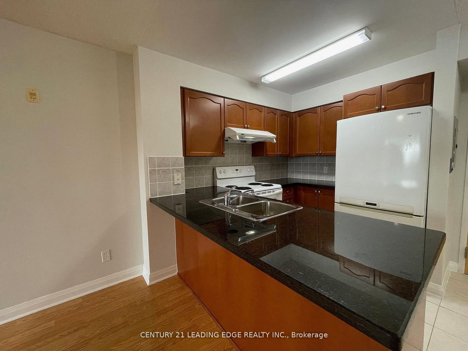 7373 Kennedy Road • #502 • Markham, ON photo 8