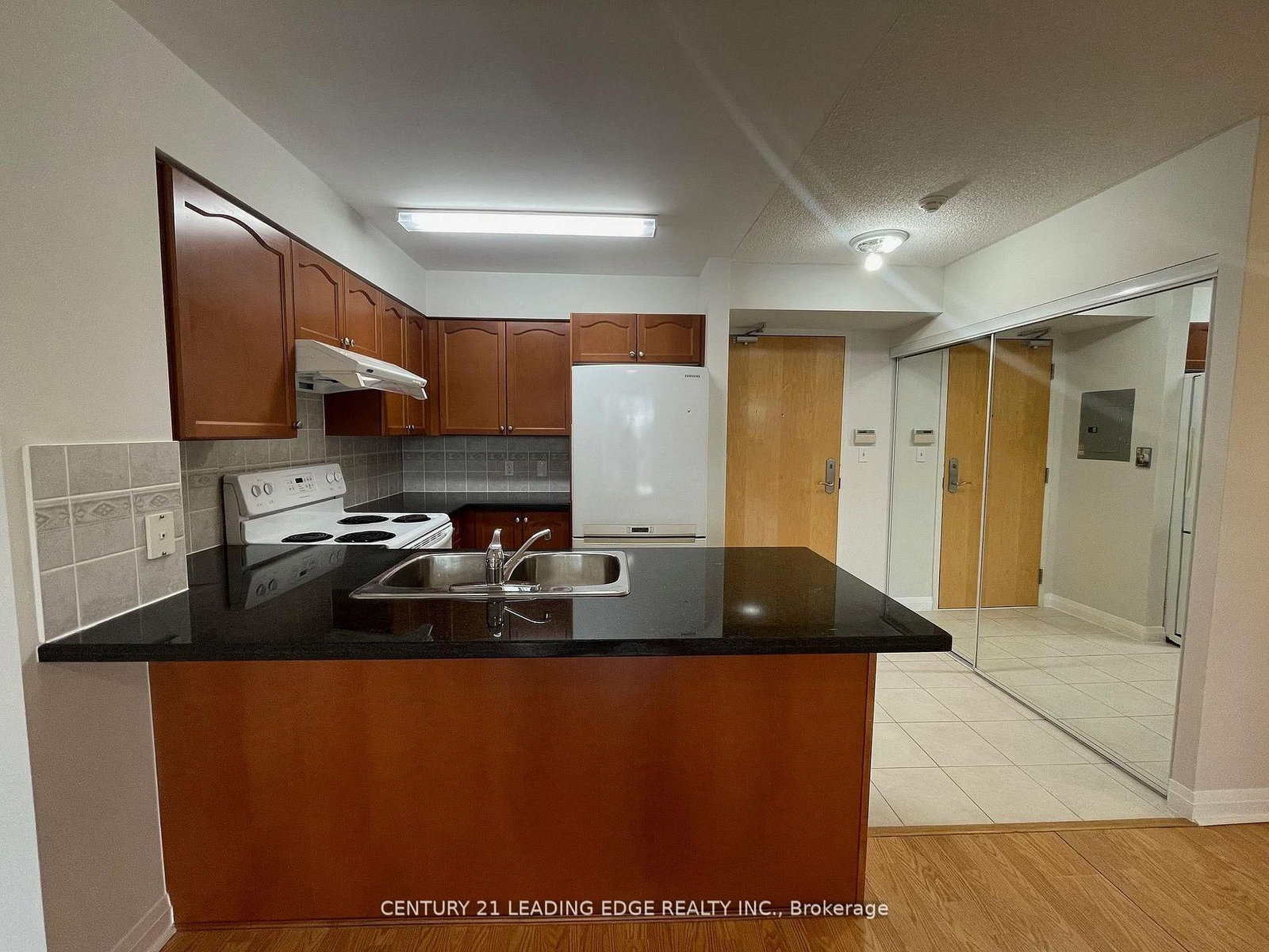 7373 Kennedy Road • #502 • Markham, ON photo 9