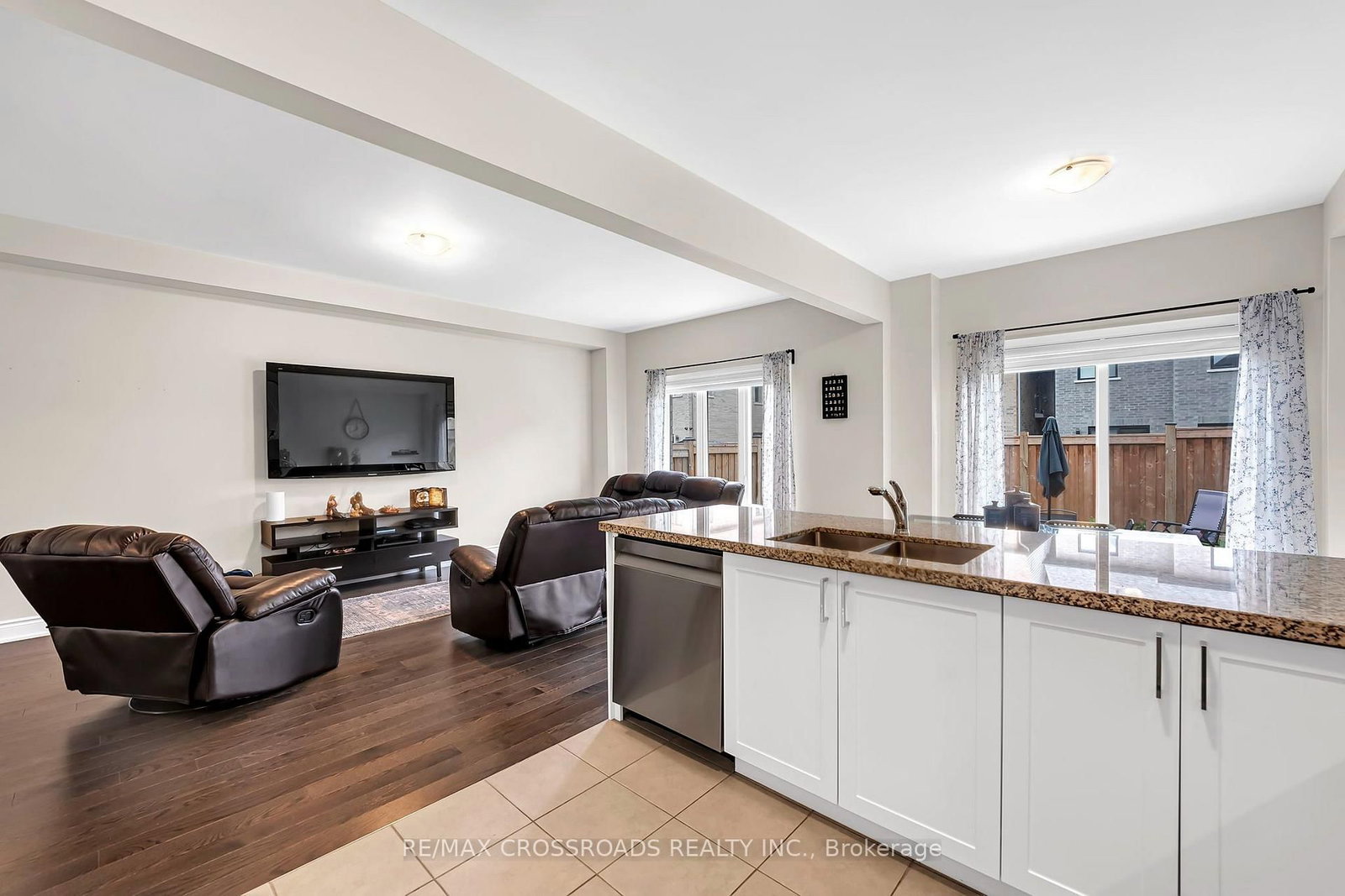 267 Heritage Street • Bradford West Gwillimbury, ON photo 12