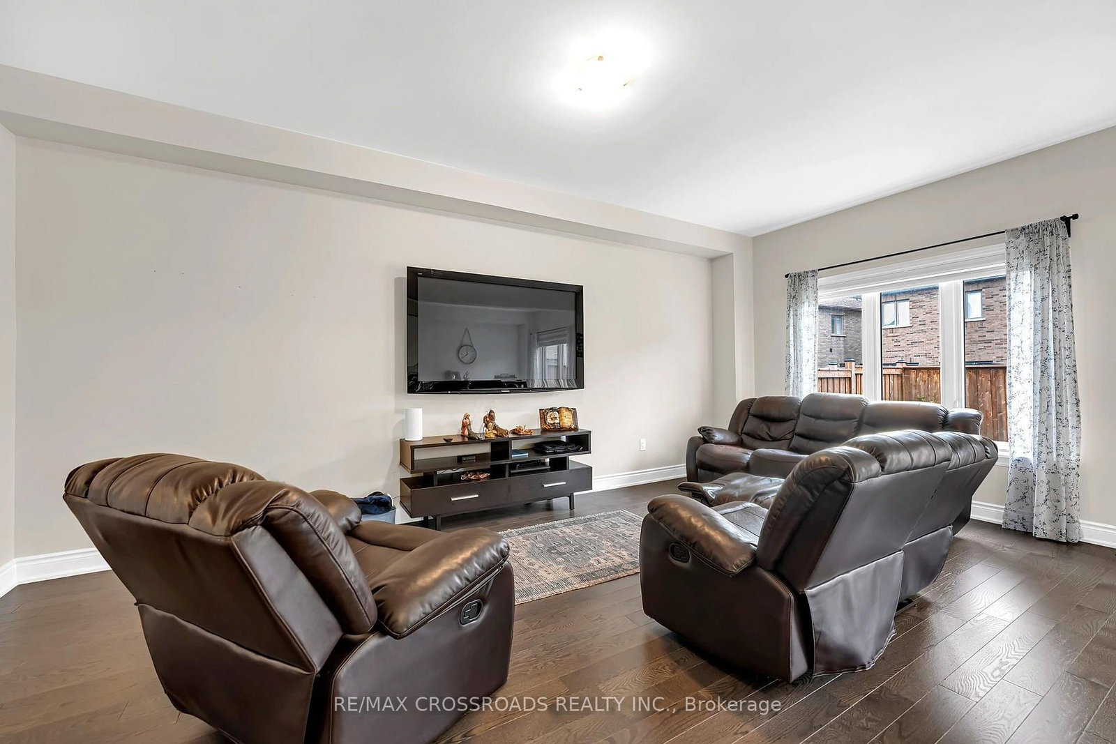 267 Heritage Street • Bradford West Gwillimbury, ON photo 18