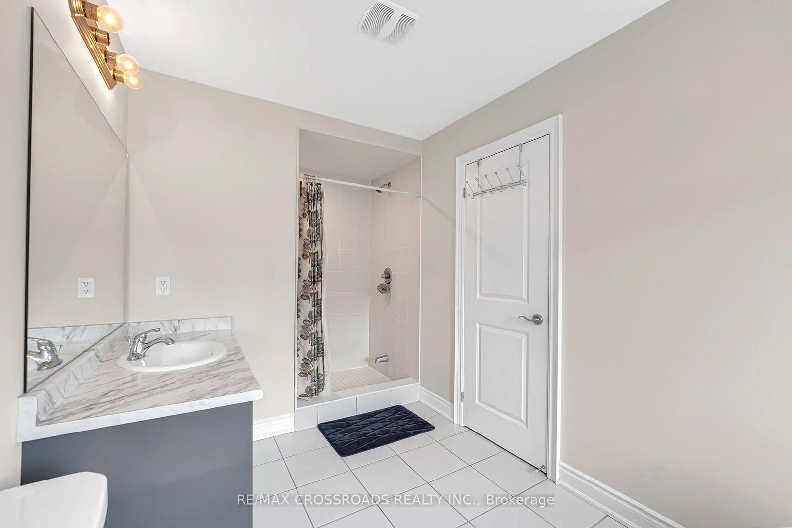 267 Heritage Street • Bradford West Gwillimbury, ON photo 37