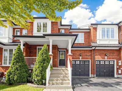 9 Revelstoke Crescent • Richmond Hill, ON photo 6