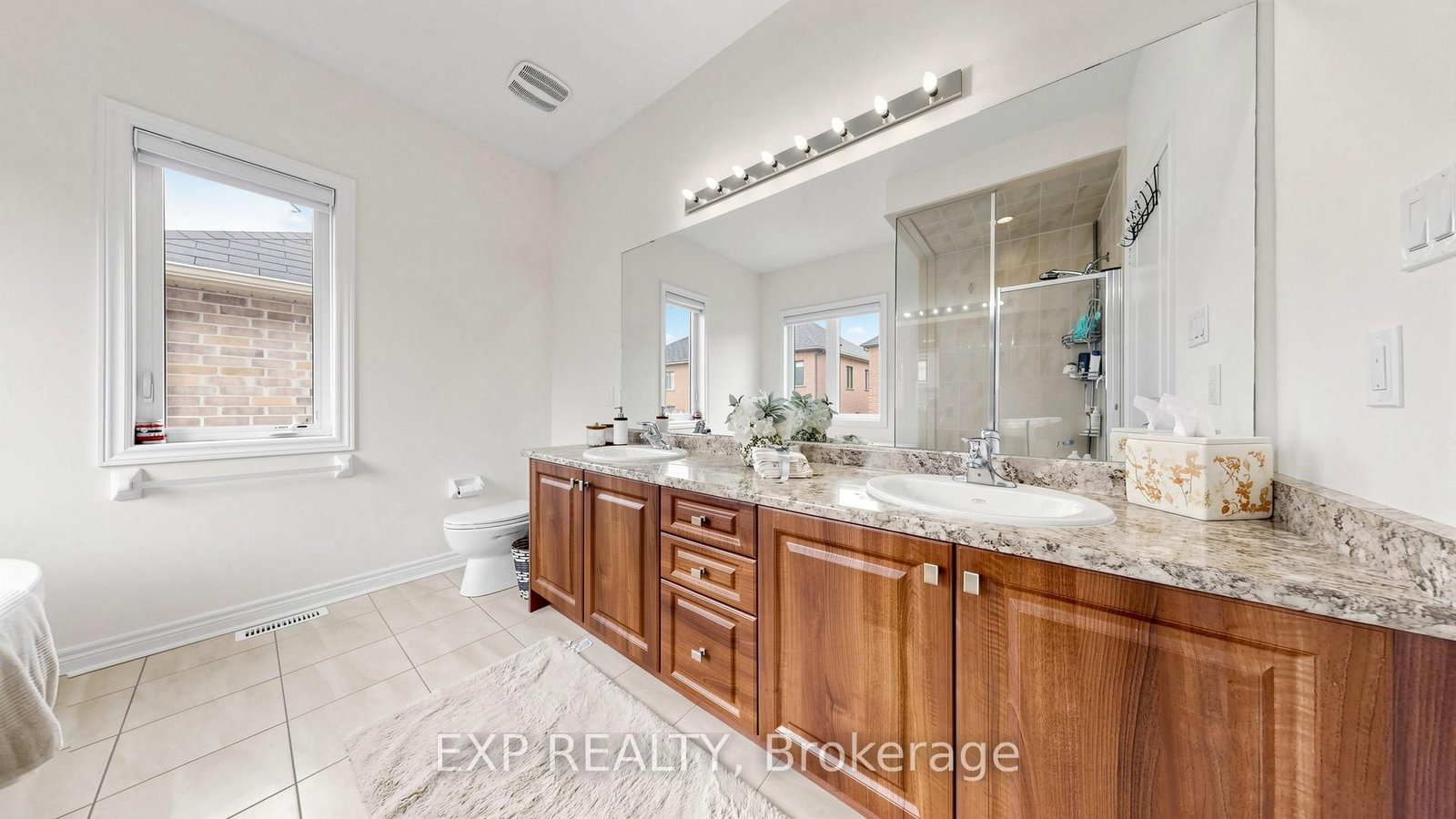 34 Buttonleaf Crescent • Whitchurch-Stouffville, ON photo 23