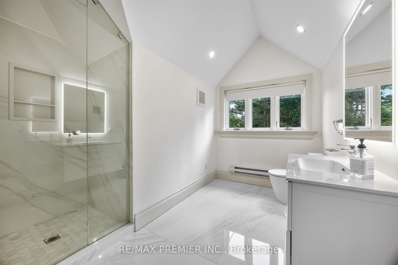 40 Golf Avenue • Vaughan, ON photo 33