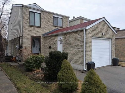 56 Riviera Dr - Photo 1