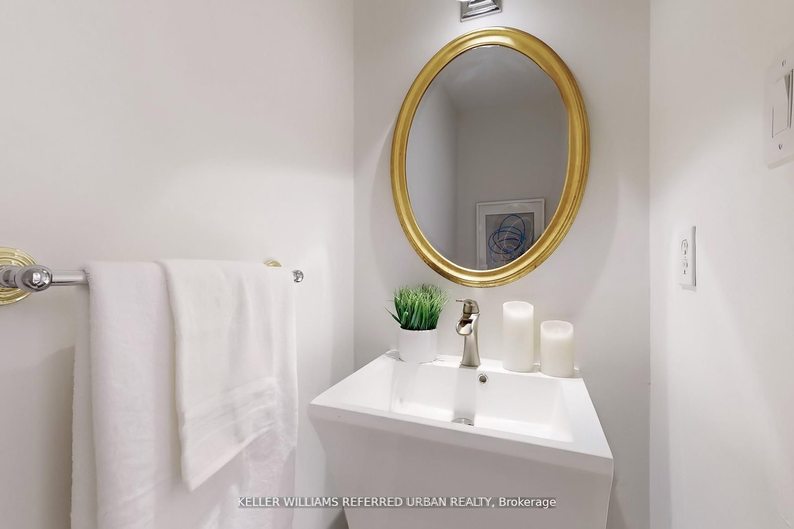 158 Walton Drive • Aurora, ON photo 14
