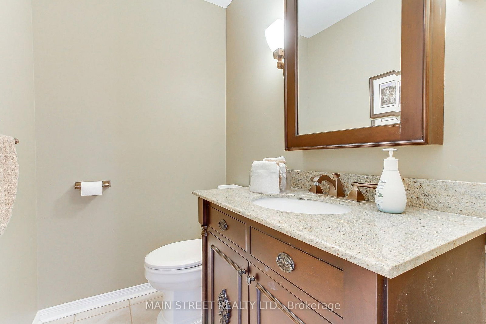 110 Crittenden Drive • Georgina, ON photo 16