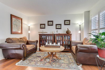 110 Crittenden Drive • Georgina, ON photo 7