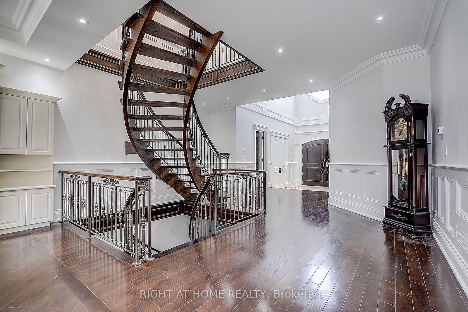 16 Fairview Avenue • Richmond Hill, ON photo 16