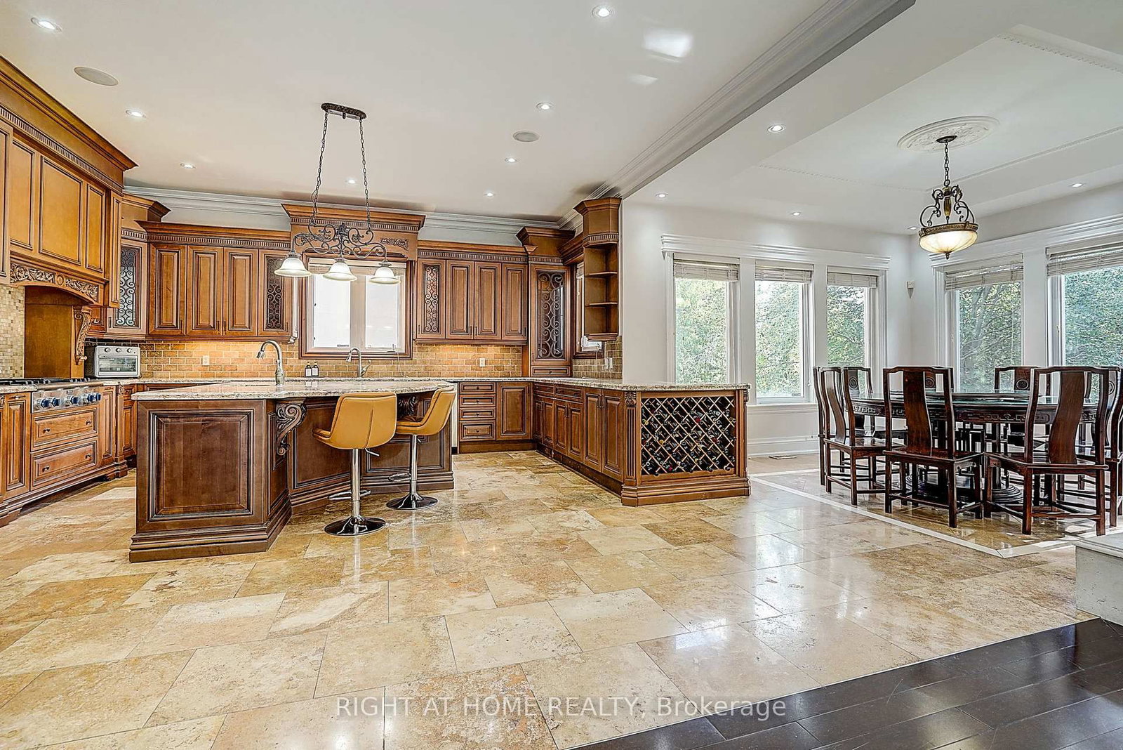16 Fairview Avenue • Richmond Hill, ON photo 25
