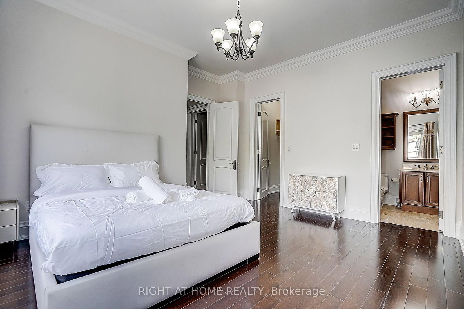 16 Fairview Avenue • Richmond Hill, ON photo 26
