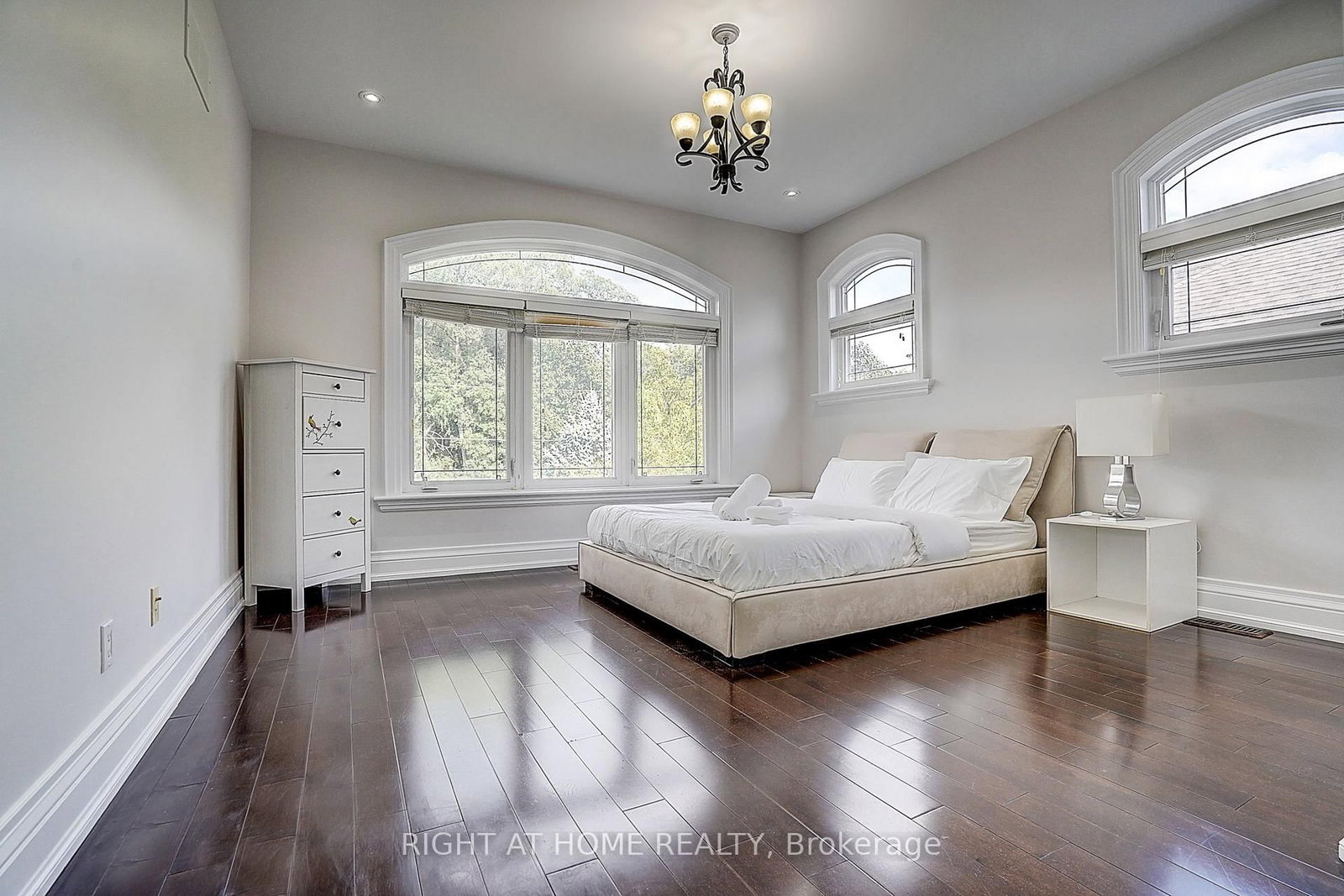 16 Fairview Avenue • Richmond Hill, ON photo 38