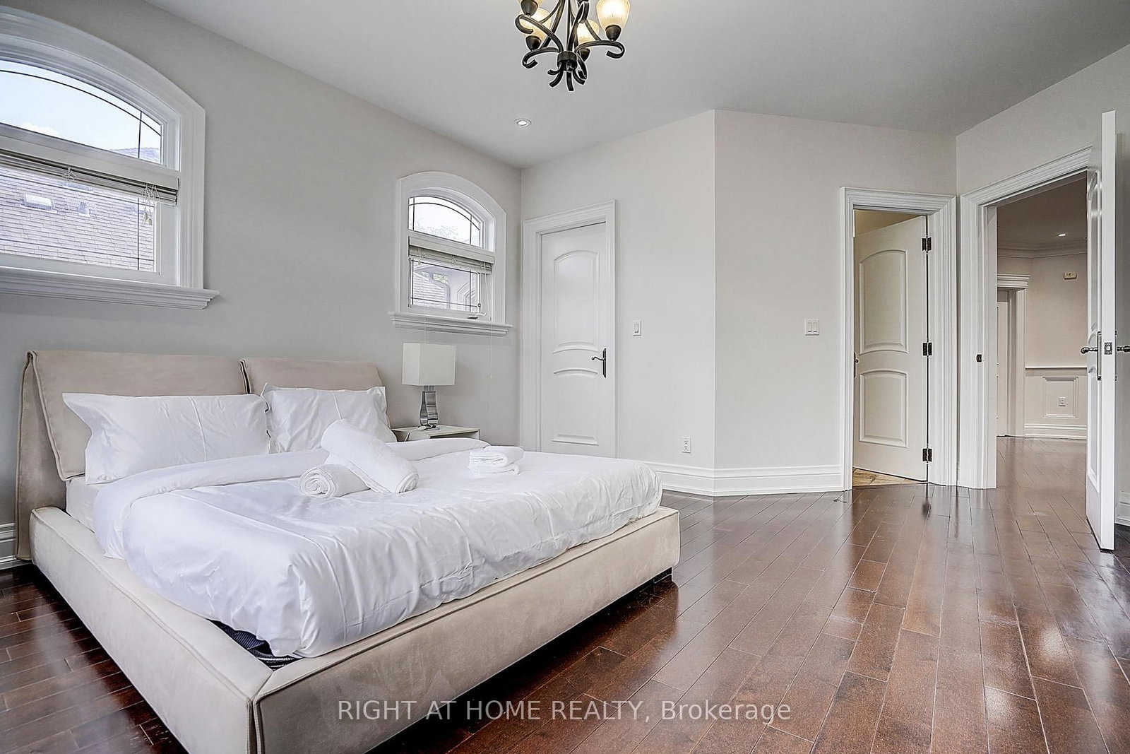 16 Fairview Avenue • Richmond Hill, ON photo 39