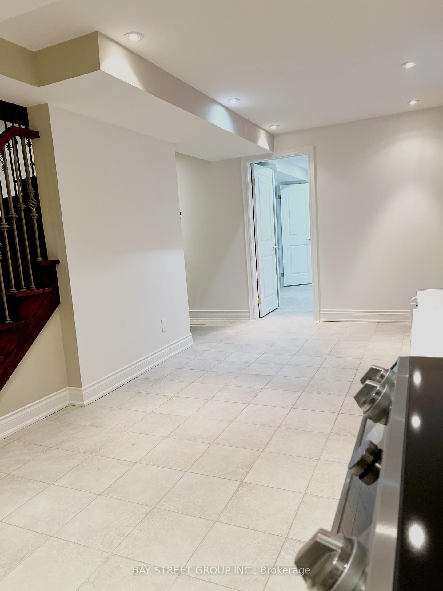 Bsmt 96 Preston Hill Cres, Vaughan, view 16