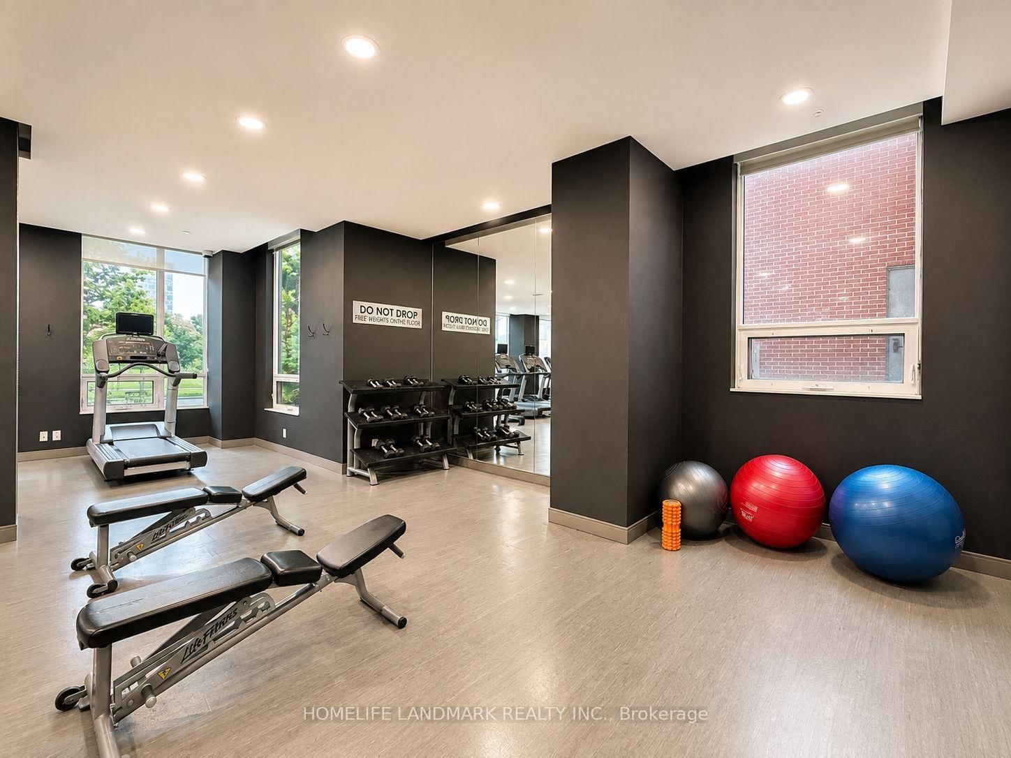 1 Uptown Drive • #1702 • Markham, ON photo 18