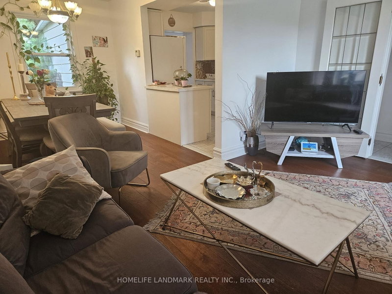 18 Highland Park Boulevard