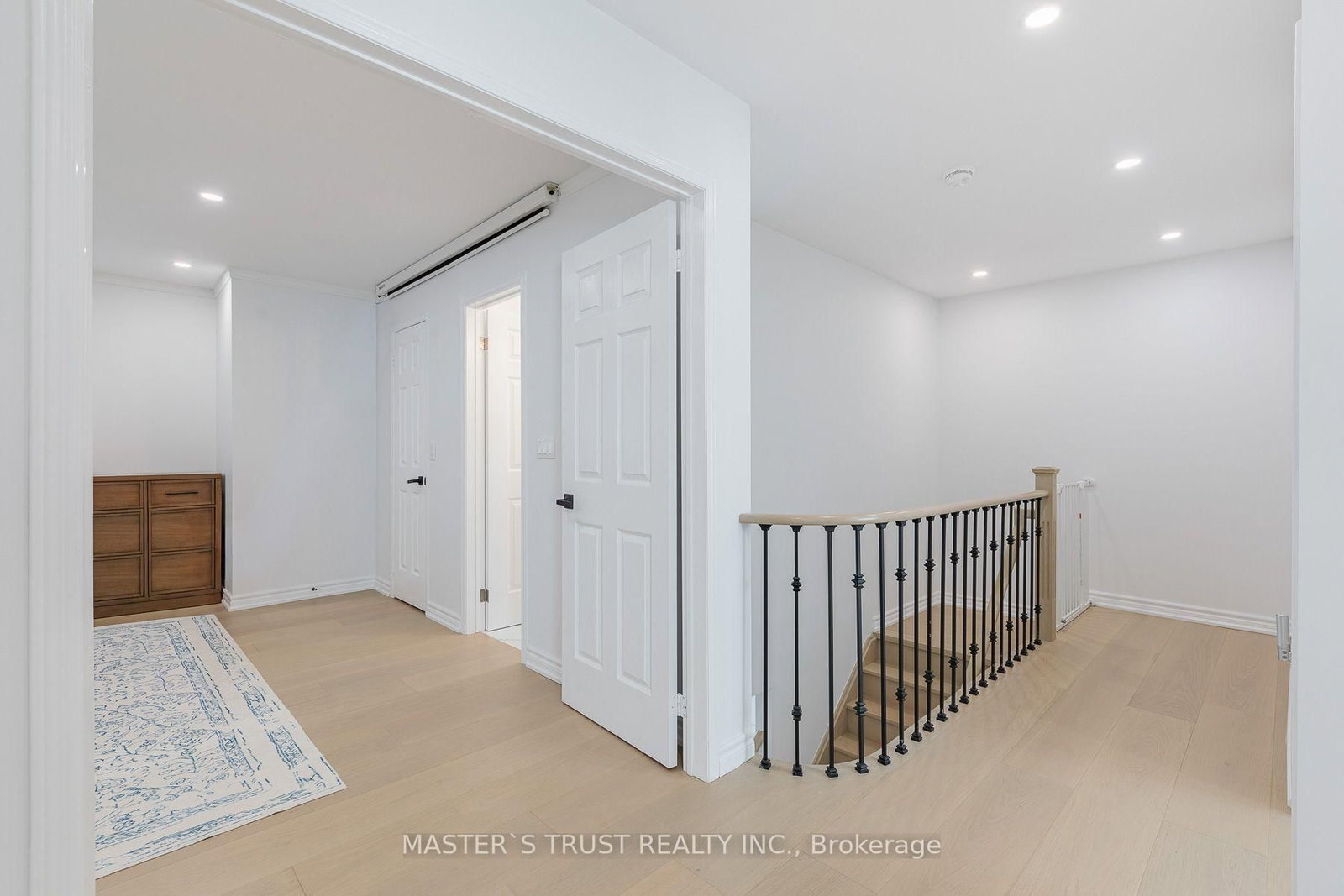 8572 Martin Grove Road • Vaughan, ON photo 14
