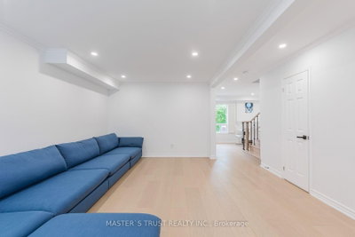 8572 Martin Grove Road • Vaughan, ON photo 5