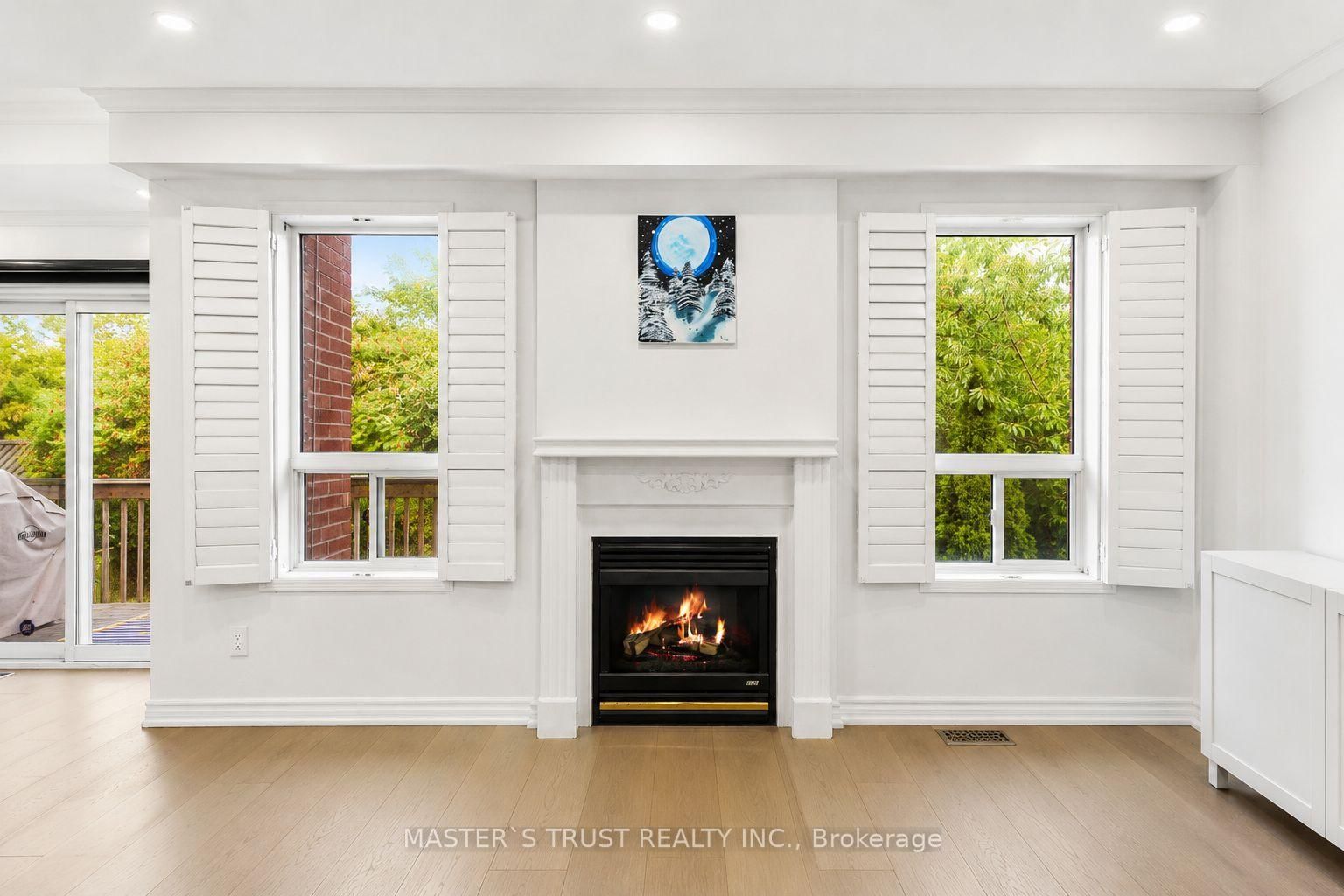 8572 Martin Grove Road • Vaughan, ON photo 8