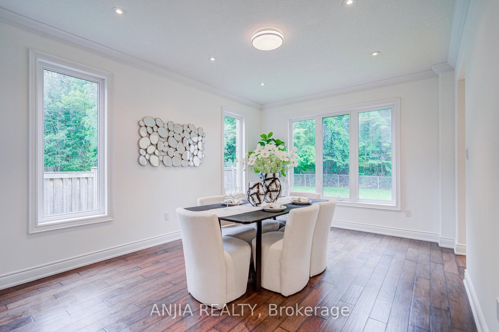 1087 Nantyr Drive • Innisfil, ON photo 13