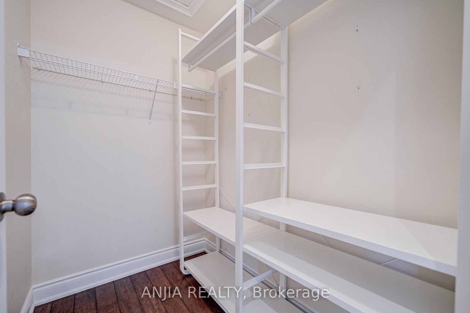 1087 Nantyr Drive • Innisfil, ON photo 36