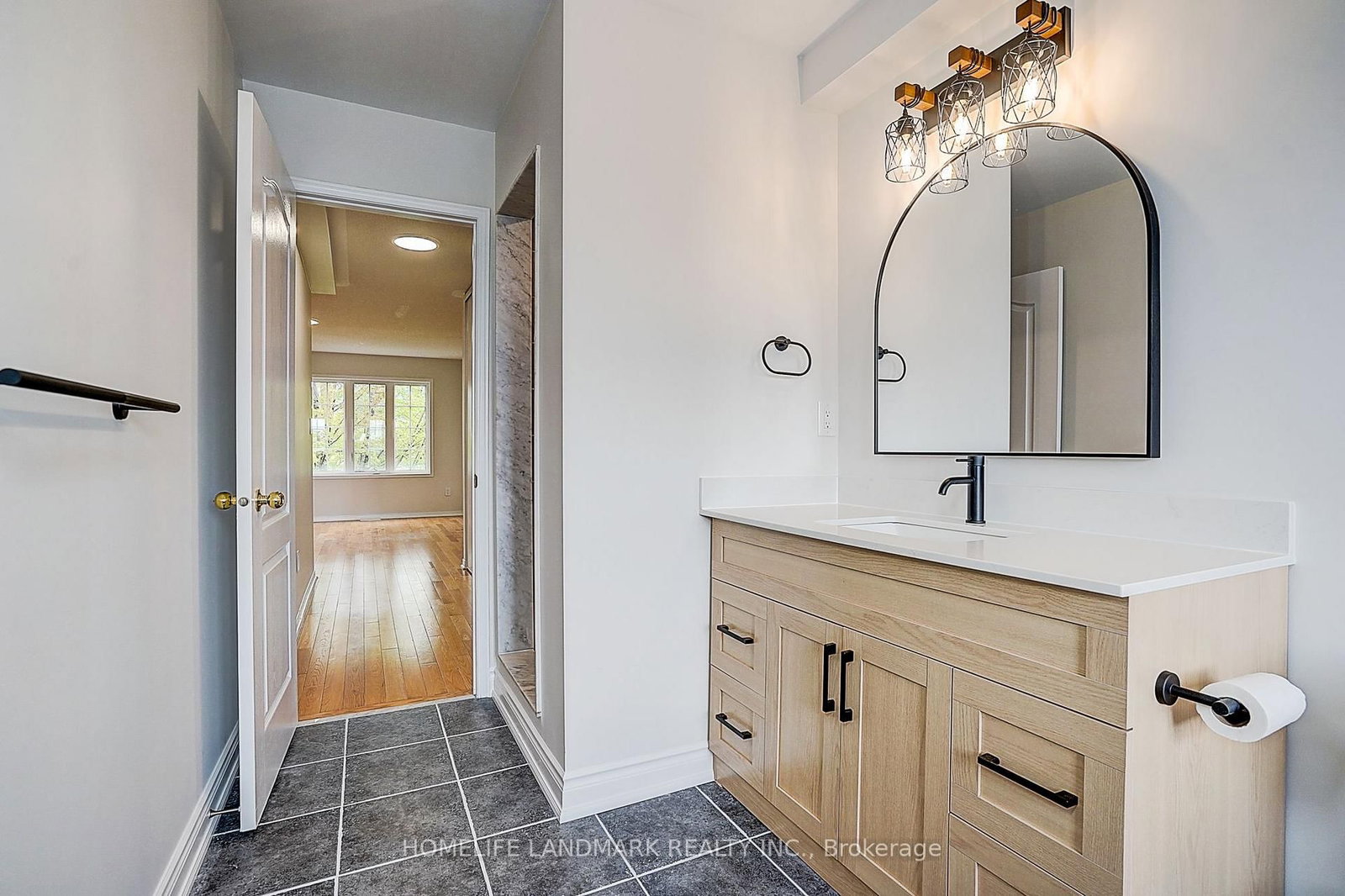 403 White's Hill Avenue • Markham, ON photo 32