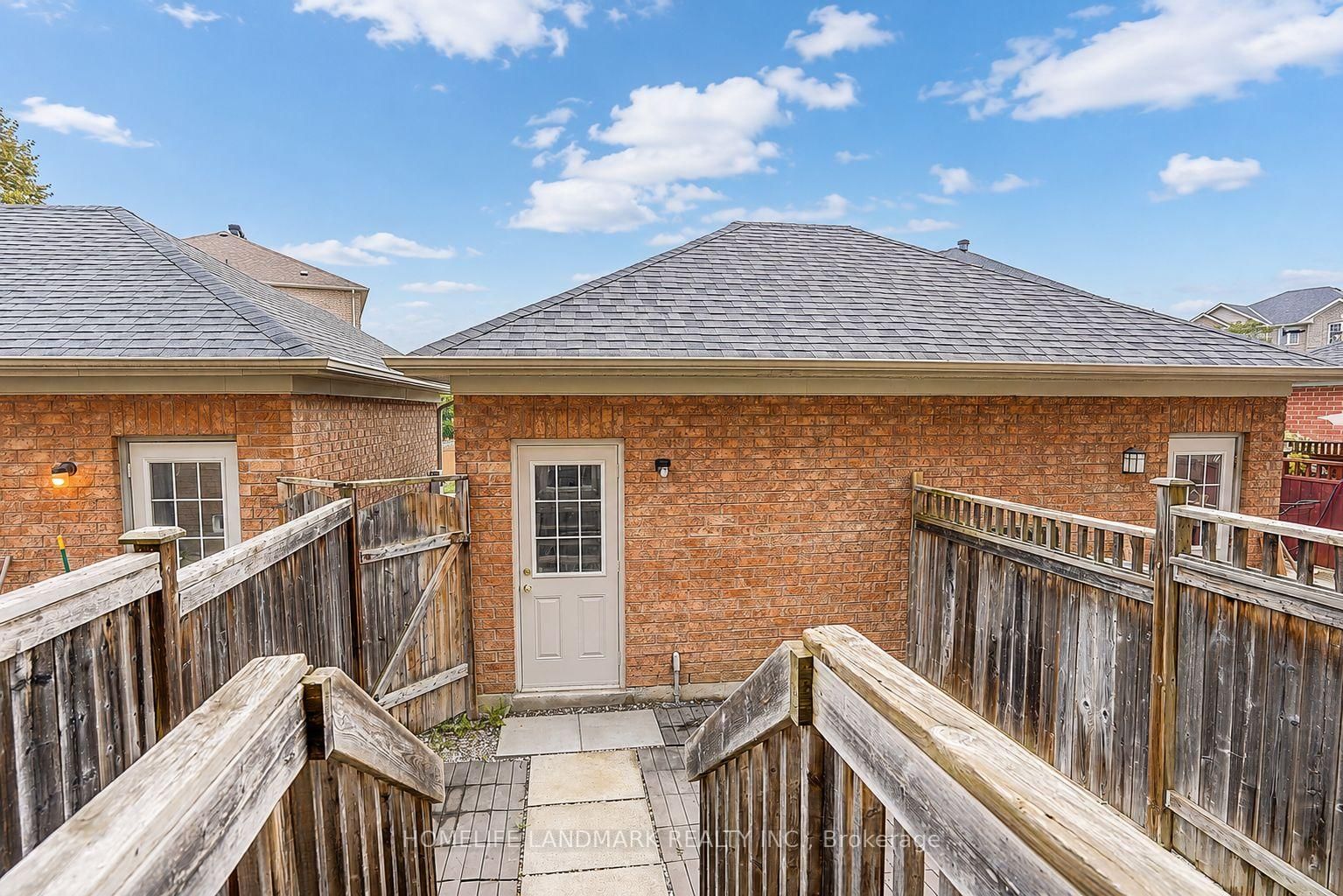 403 White's Hill Avenue • Markham, ON photo 45