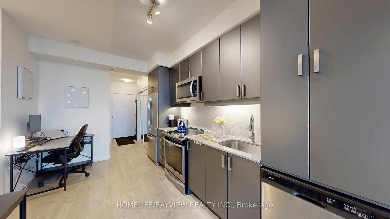 7895 Jane Street • ##2218 • Vaughan, ON photo 10
