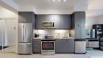 7895 Jane Street • ##2218 • Vaughan, ON photo 5