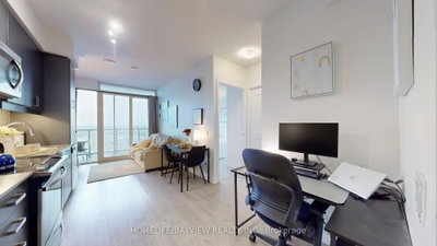 7895 Jane Street • ##2218 • Vaughan, ON photo 6