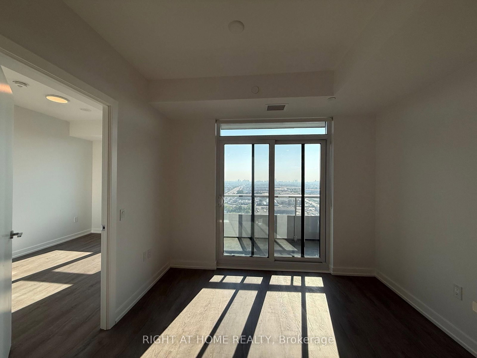 1609-21 Meadowdale Rd, Vaughan, view 4