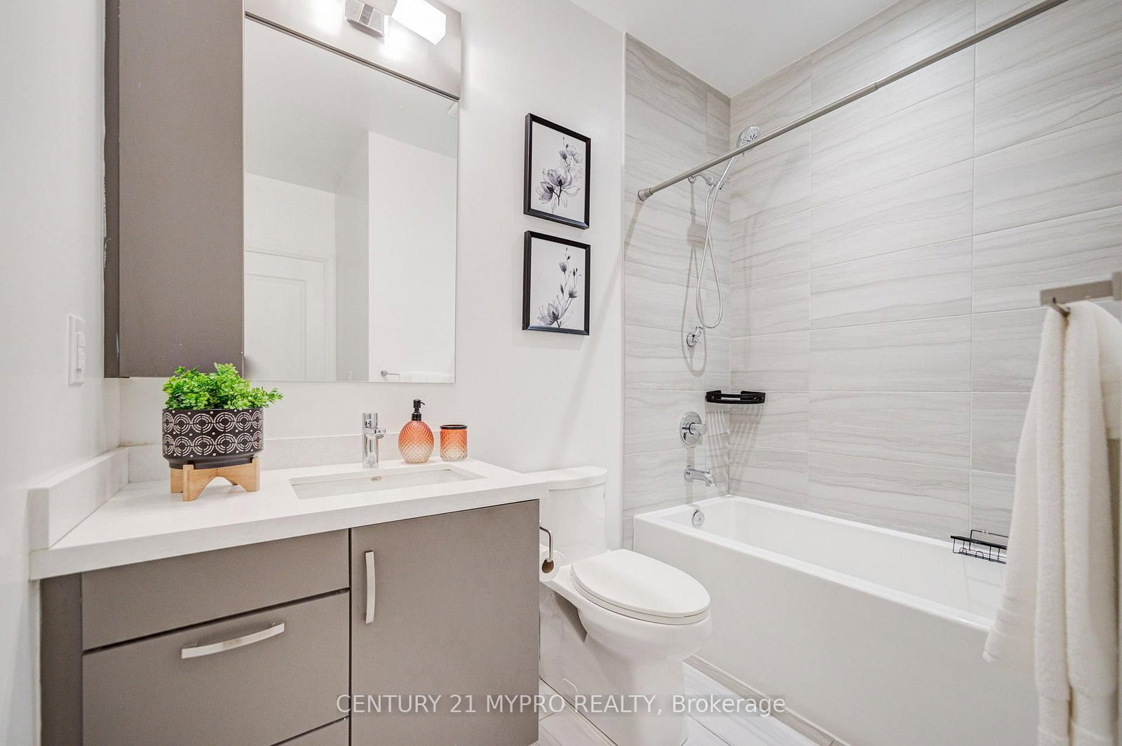 392 Highway 7 Road E • #TH3 • Richmond Hill, ON photo 38