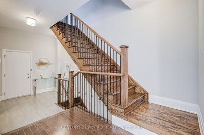 392 Highway 7 Road E • #TH3 • Richmond Hill, ON photo 7