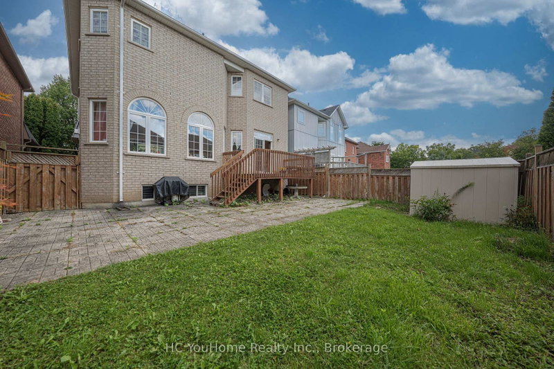 8 BRIAR PATH Lane photo 5