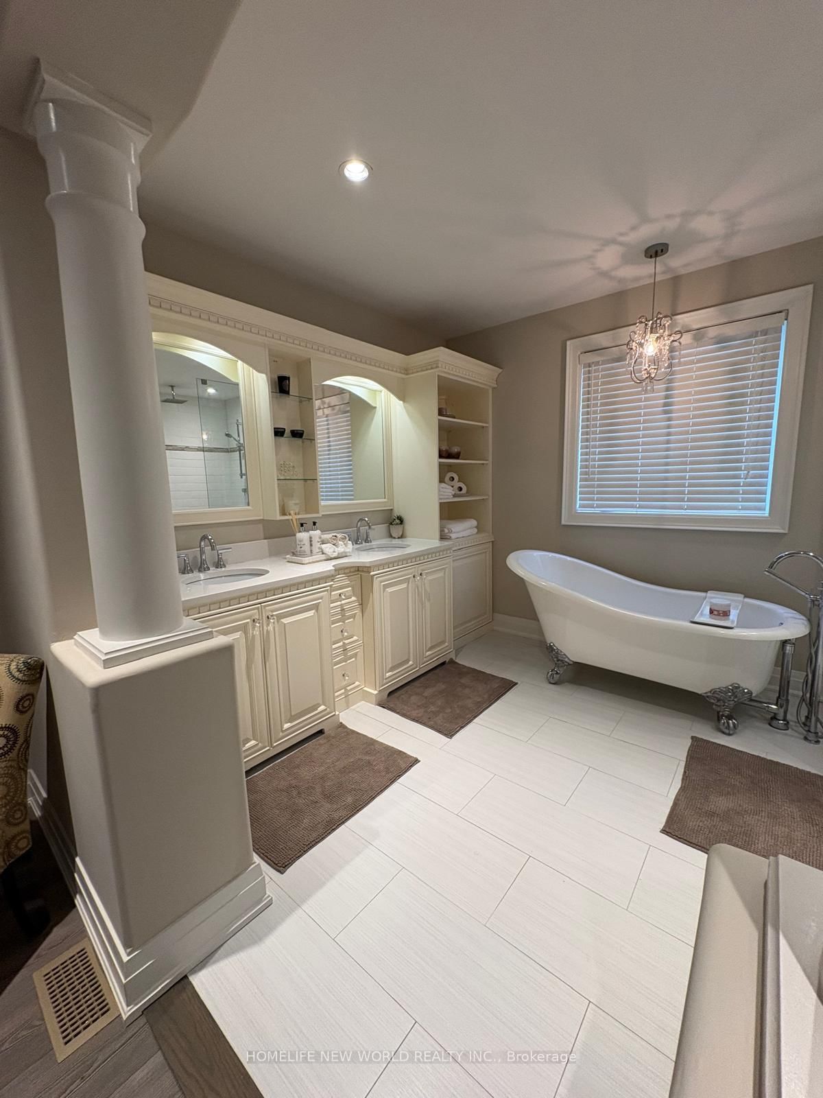 12377 Ninth Line • Whitchurch-Stouffville, ON photo 41