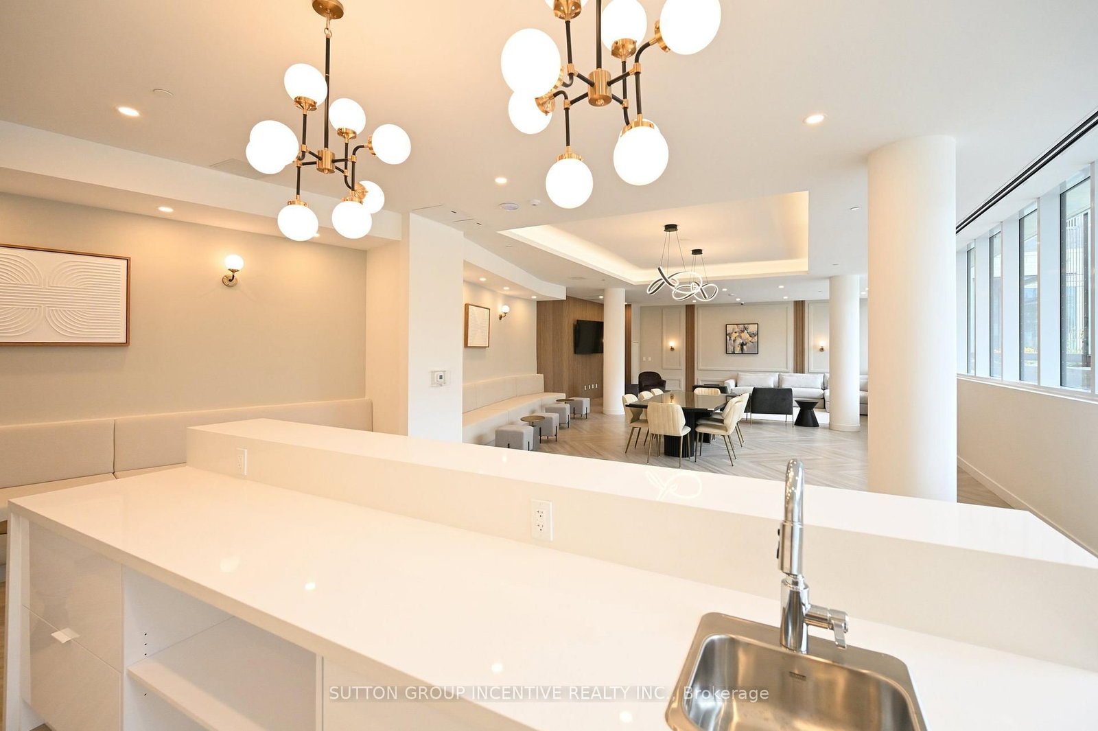 705 Davis Drive • #A803 • Newmarket, ON photo 22