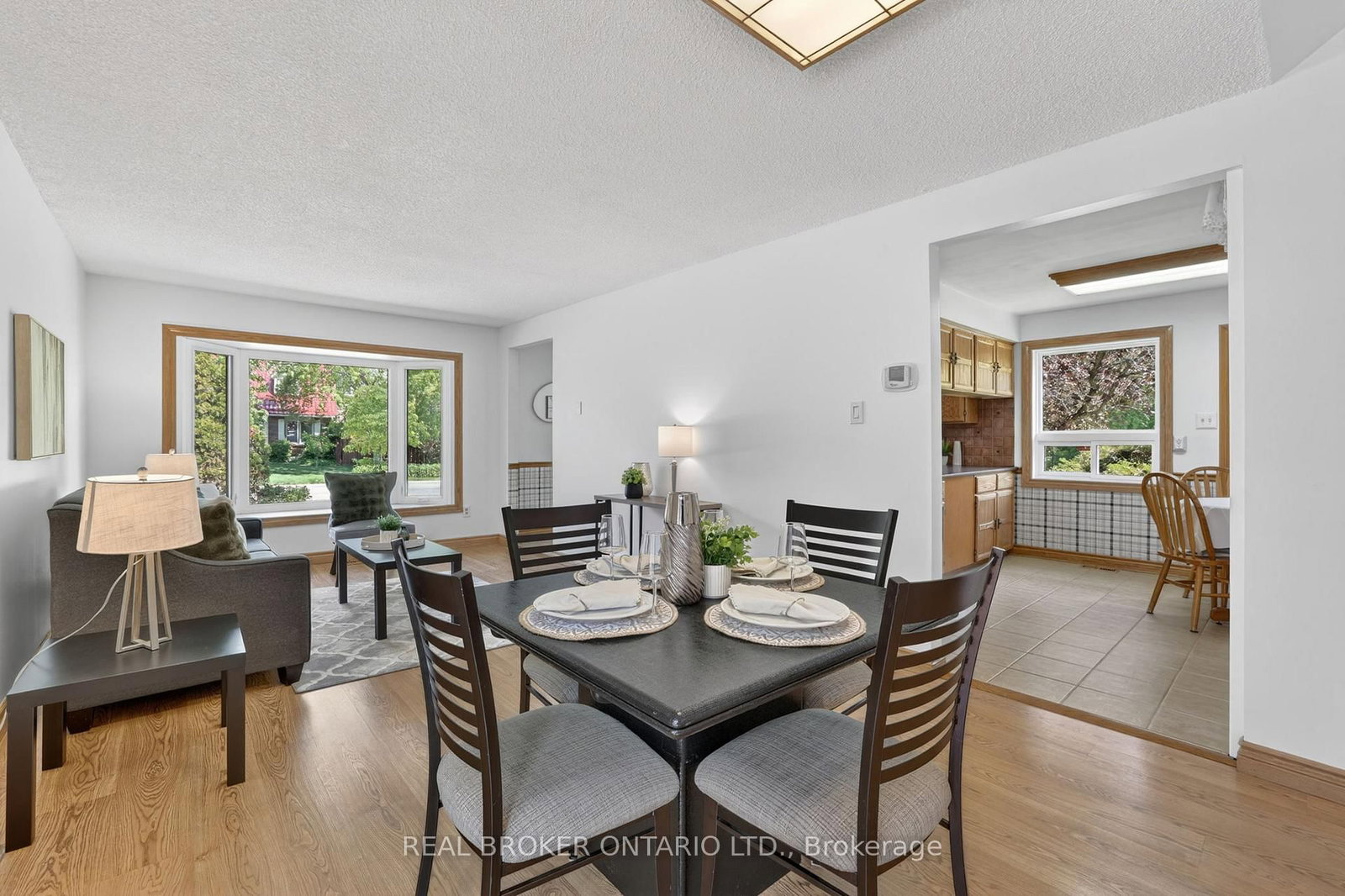 128 Olive Street • East Gwillimbury, ON photo 6