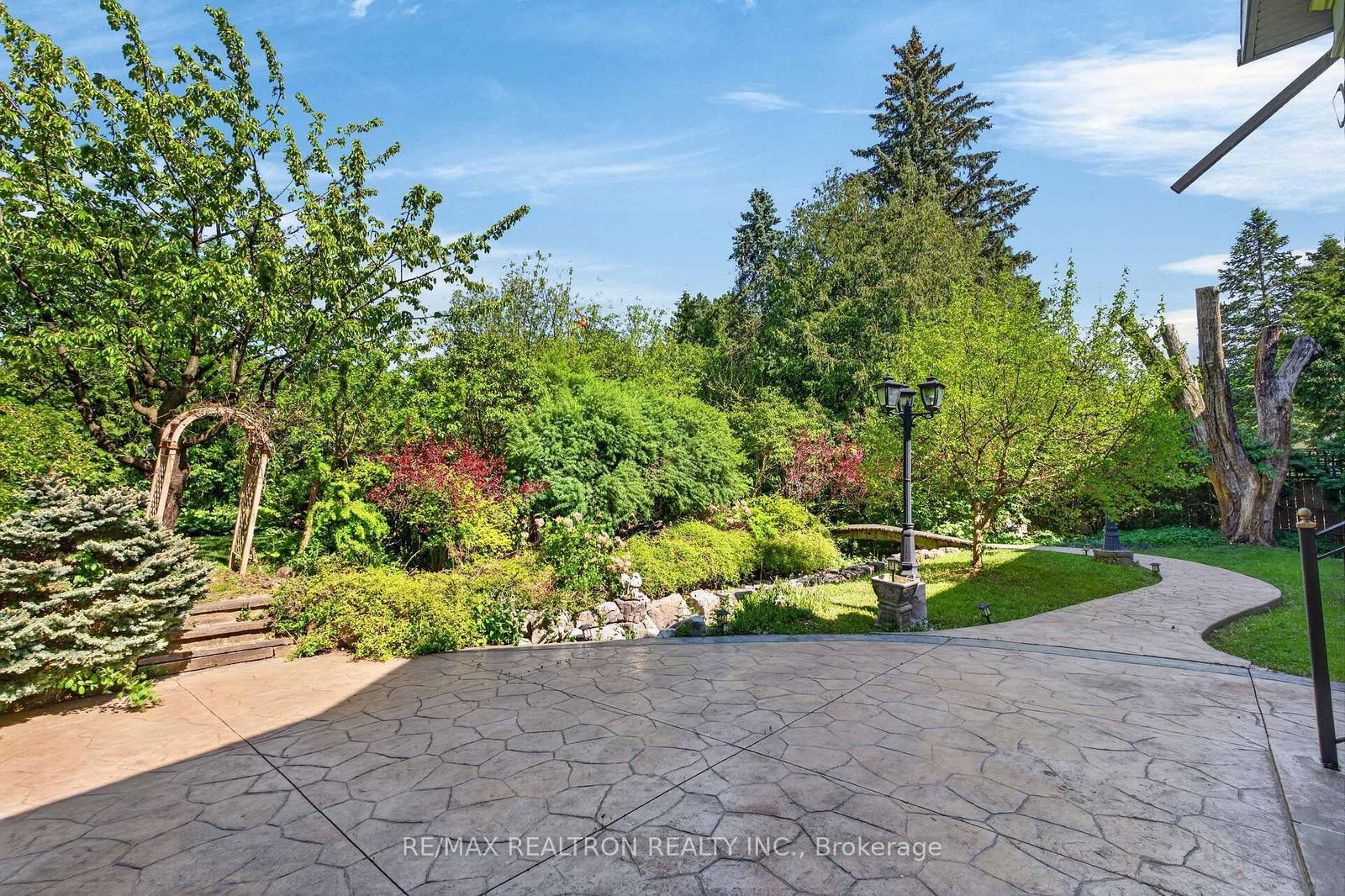 30 Thornlea Road • Markham, ON photo 46