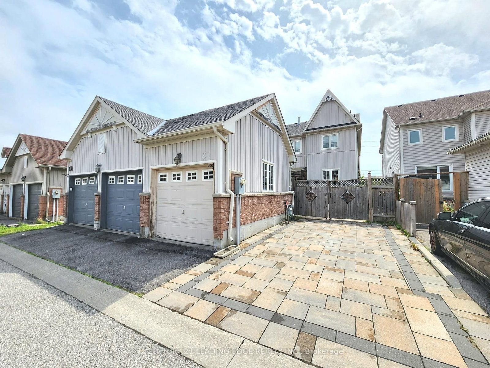 51 Yale Lane • Markham, ON photo 3