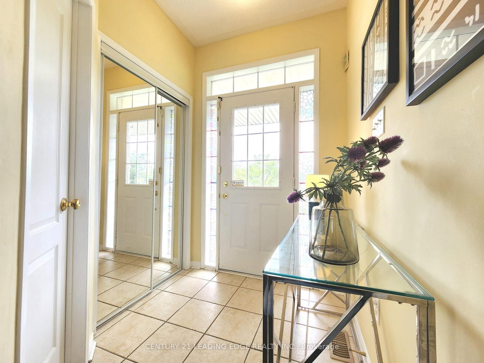 51 Yale Lane • Markham, ON photo 6