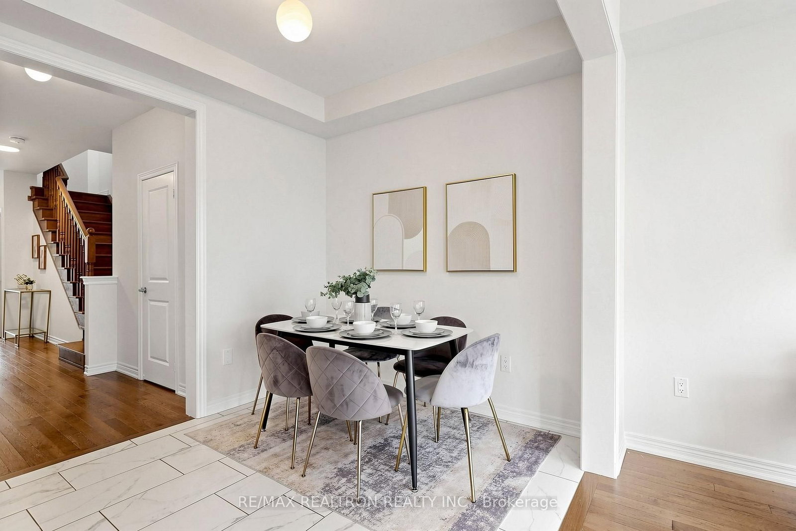 8 Hewison Avenue • Richmond Hill, ON photo 12