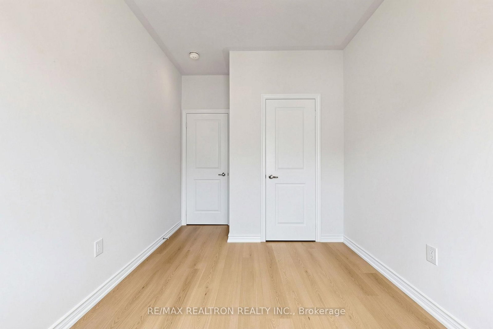 8 Hewison Avenue • Richmond Hill, ON photo 30