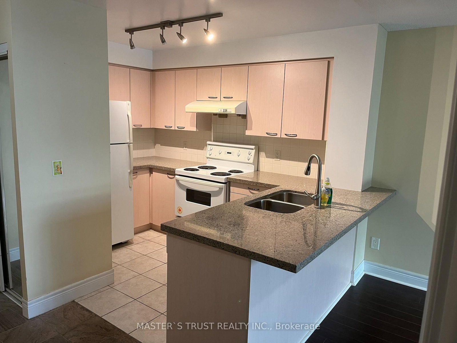62 Suncrest Boulevard • #522 • Markham, ON photo 5