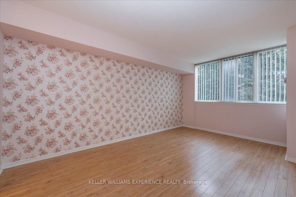 270 Davis Drive • #503 • Newmarket, ON photo 13